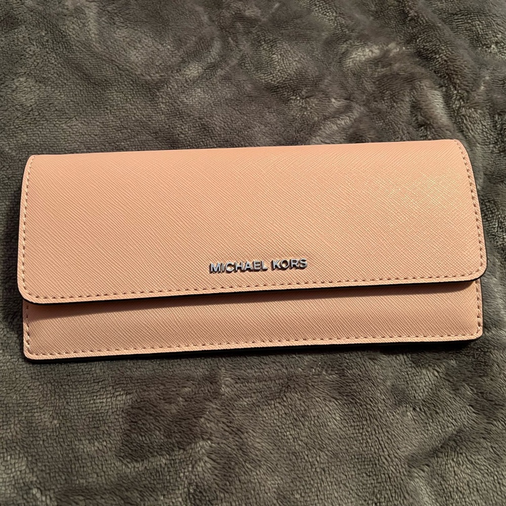 Michael Kors Large Saffiano Leather Snap-Front Wallet